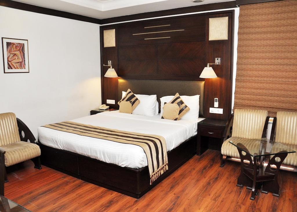 Capital O 2741 Hotel Corporate Point Delhi  Exterior foto