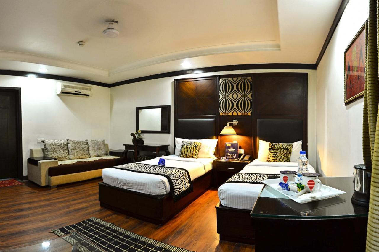 Capital O 2741 Hotel Corporate Point Delhi  Exterior foto